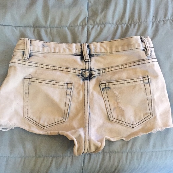 Shorts - Picture 2 of 2